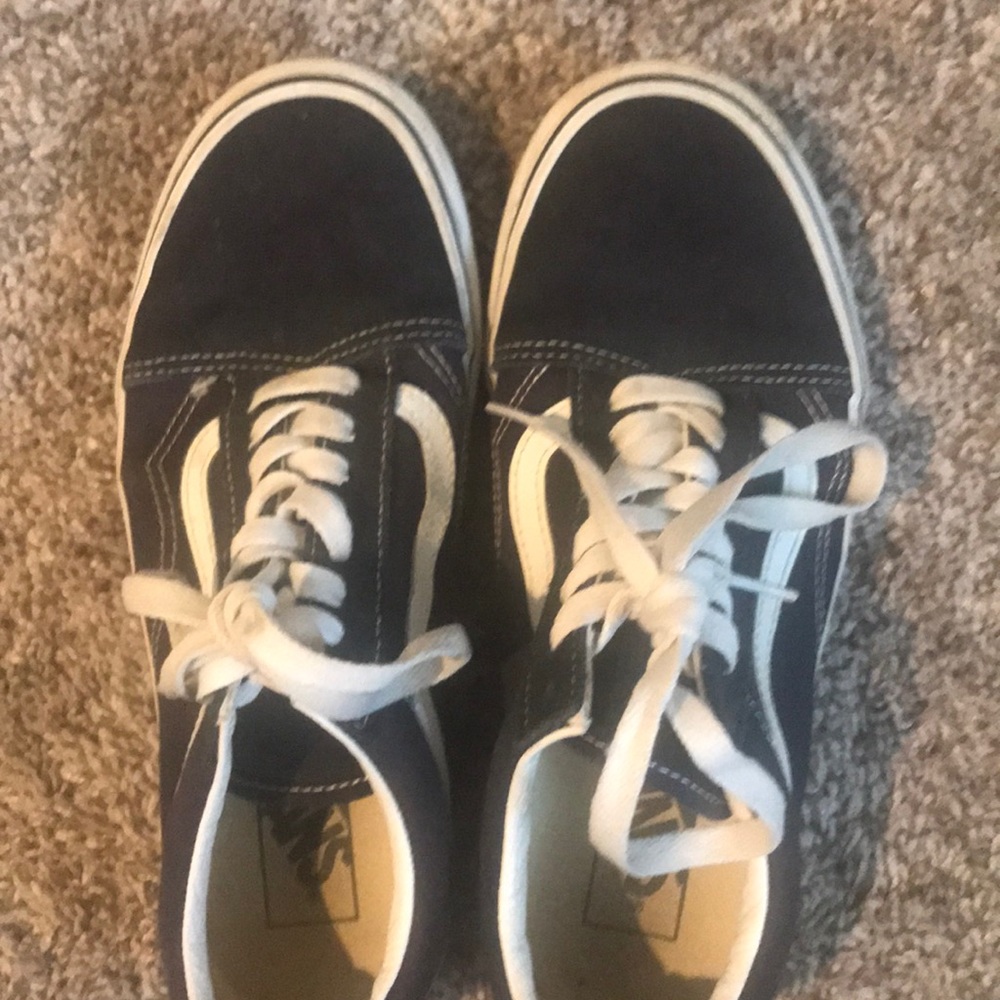 Women’s size 8.5 navy blue vans